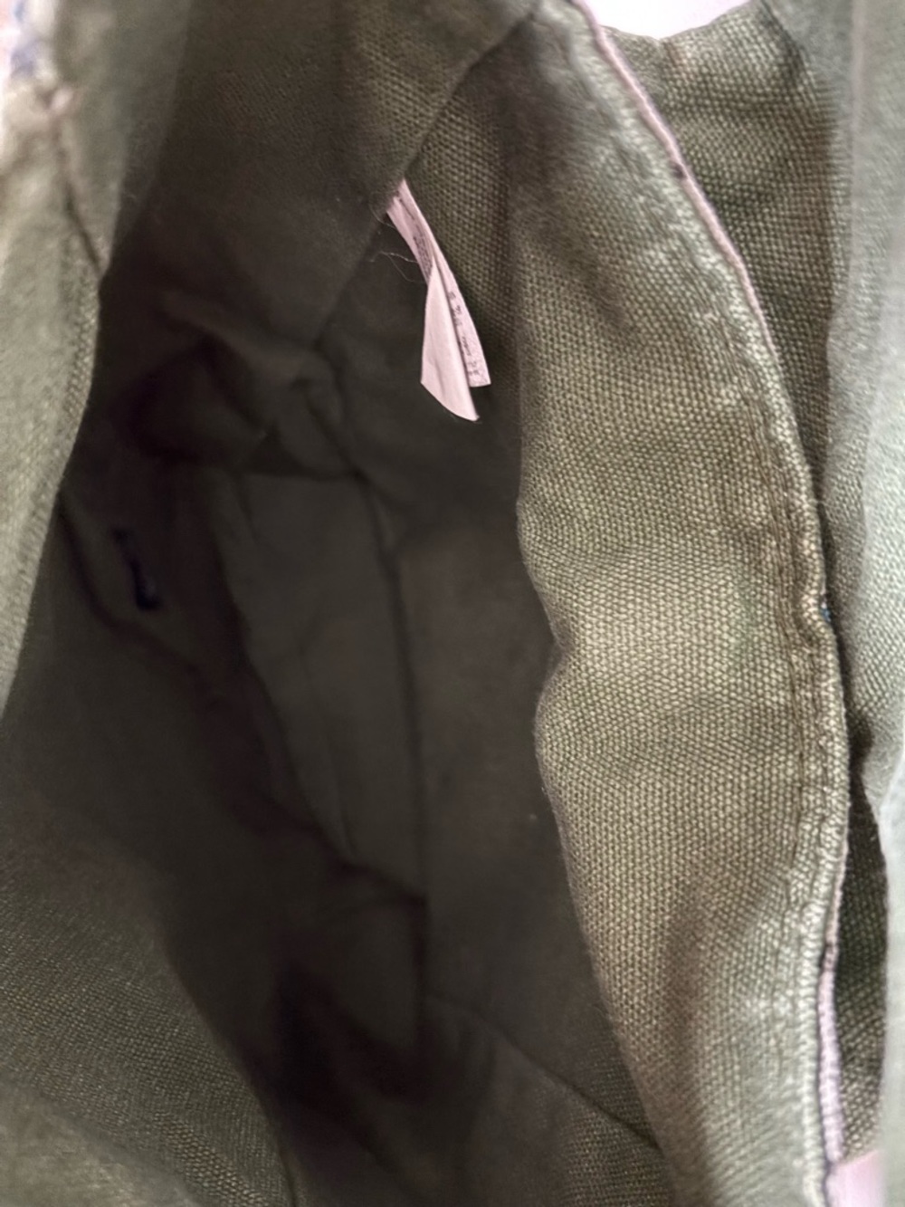 KAVU Secret Squirrel Purse Canvas Crossbody - Picture 7 of 8